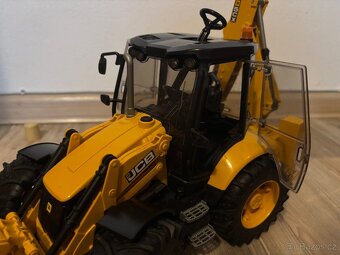 Bruder stavební technika - 8