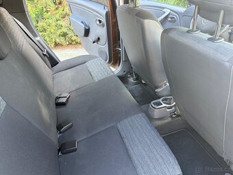 Dacia Duster 1.6 77kW rok 2011 jen 128tkm - 8