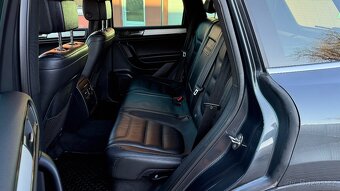 Volkswagen Touareg //3.0TDi//180kW//VZDUCH//VÝBAVA//ČR// - 8