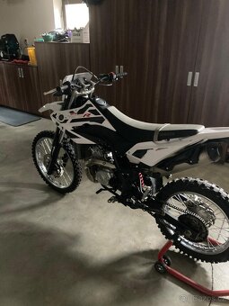 Yamaha WR125R - 8