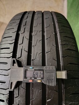 4ks nove letni 215/55/17 continental - 8