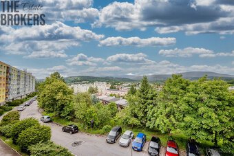 Prodej bytu 4+kk, 88 m2, lodžie, sklep, Vrchlabí - 8