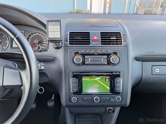 Volkswagen Touran 1.6TDi Comfortline AKČNÍ CENA - 8
