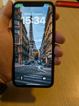 Apple iPhone 11 64GB - 8