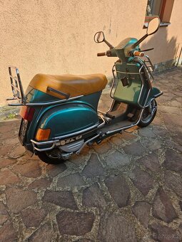 Prodám Vespa Cosa 200 GS - 8
