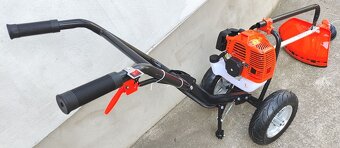Ruční motorový křovinořez na 2 kolech - 8
