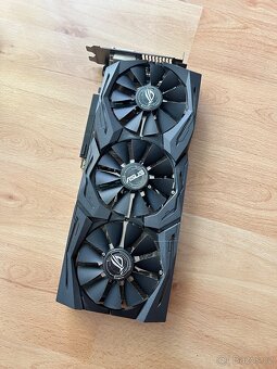 Asus ROG STRIX-GTX1060-O6G-GAMING - 8