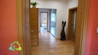 Prodej bungalovu 4+1, 129 m2 s bazénem, saunou a zahradou – - 8