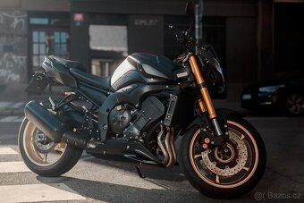 Yamaha FZ8N - 8
