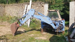Traktorbagr JCB + Zetor podovzek - 8
