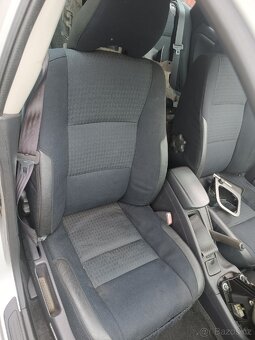 Volvo V40 1.8i 90kw ND - 8
