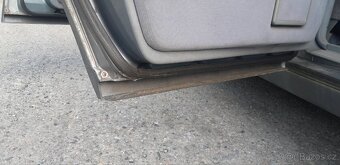 Mercedes w 124 E 230 - 8