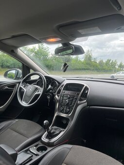 Opel Astra 1.7 CDTI - 8
