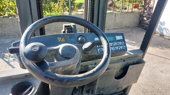 NISSAN 2,5t diesel Y1D2A250 - 8