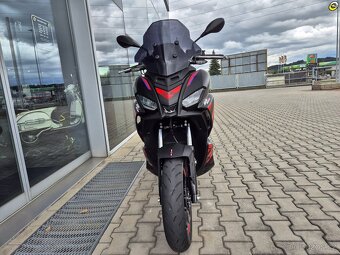 Aprilia SR GT 200 REPLICA - 8