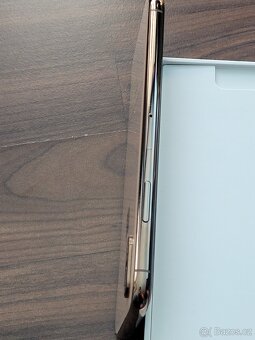 iPhone XS 64gb kapacita baterie 92% - 8