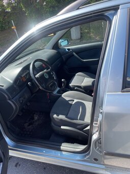 Škoda Octavia 1.6 - 8