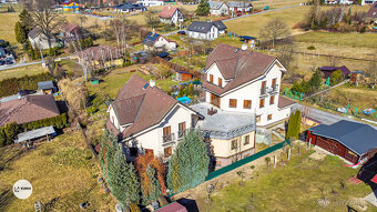 Atypický dům - 4 bytové jednotky na pozemku 2.509 m2, ul. K - 8