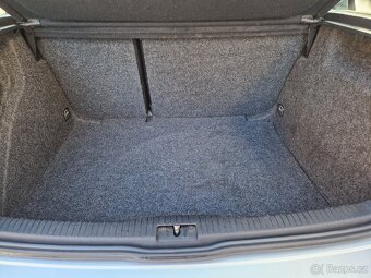 VW Golf 4 1,4 55kW - 8