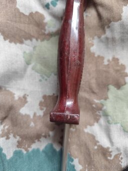 Utočný nůž NVA kampfmesser - 8