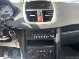 Peugeot 207 1,4 HDi 5P Trendy Výhřev, Serviska - 8