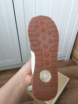 Dámské tenisky Michael Kors - 8