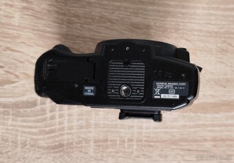 10 MPX ZRCADLOVKA OLYMPUS E-420 BEZ PŘÍSLUŠENSTVÍ - 8