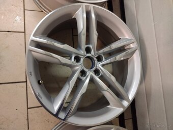 Alu kola 5x112 R 18 ET 30 - 8