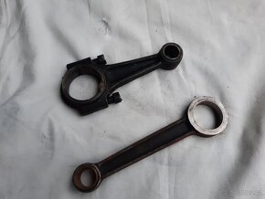 Soubor dílů auto - moto - 8