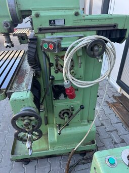 62. Frézka nástrojařská  FN 25 - 8