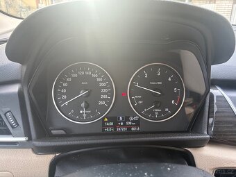 BMW 218d Active Tourer DPH 247t.km kůže 30.4.2015 4,1l - 8