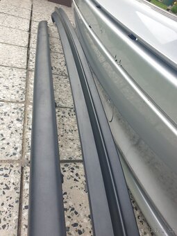 ORIGINÁL Zadní nárazník BMW E46 sedan před-facelift + lišty - 8