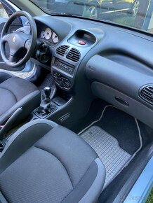 Peugeot 206, rok 2005, TK do 8/2026, 1. majitel - 8