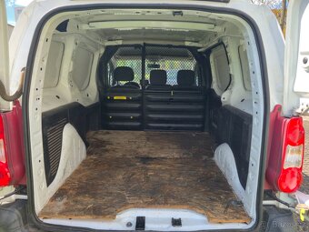 Vymenim Peugeot partner 1.6hdi STK 7/26 - 8