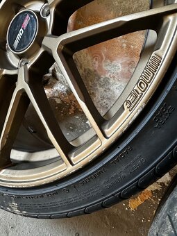 Motec MCR3 5x112 R19 - 8