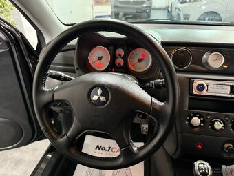 Mitsubishi Outlander 2,4 i DAKAR COMPETITOR 4WD 112.000 KM - 8