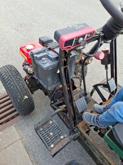 Traktůrek samodomo (nový motor) + malá vlečka - 8