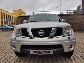 Nissan Navara 2,5 DCi 4x4 + sada pneu - 8
