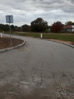 Prodej pozemků v obci Dříteč - 8