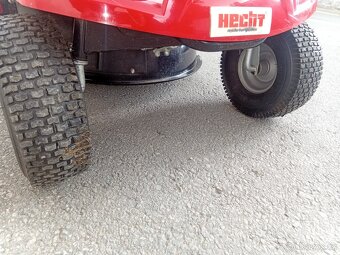 Prodám zahradní traktor Hecht 5162 - 8