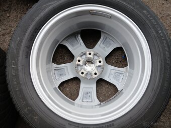 Prodám sadu Orig ALU kol Jeep 225/60R17 zimní - 8