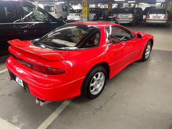 MITSUBISHI 3000 GT - 8