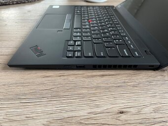 Lenovo TPad X1 Carbon 8th - luxusní LCD 3840x2160, 16GB RAM - 8