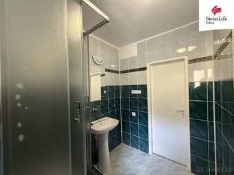 Pronájem bytu 2+1 64 m2 Na Veselce, Úpice - 8