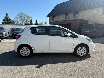 Toyota Yaris 1.0 VVT-i 51 kW - 8
