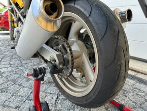 Ducati Monster 600 - 8