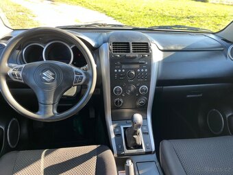 SUZUKI GRAND VITARA II 2.4VVTI 124kw MANUÁL  BENZIN TAŽNÉ - 8