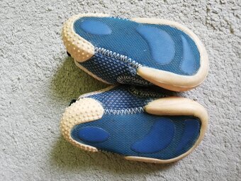 Dětské boty (barefoot, protetika, froddo, decathlon) - 8