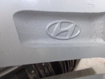 Hyundai Kona original zimna sada kol s TPMS - 8
