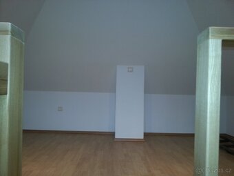 Pronájem Mezonetového Bytu 1+KK Červený Kostelec Větrník - 8